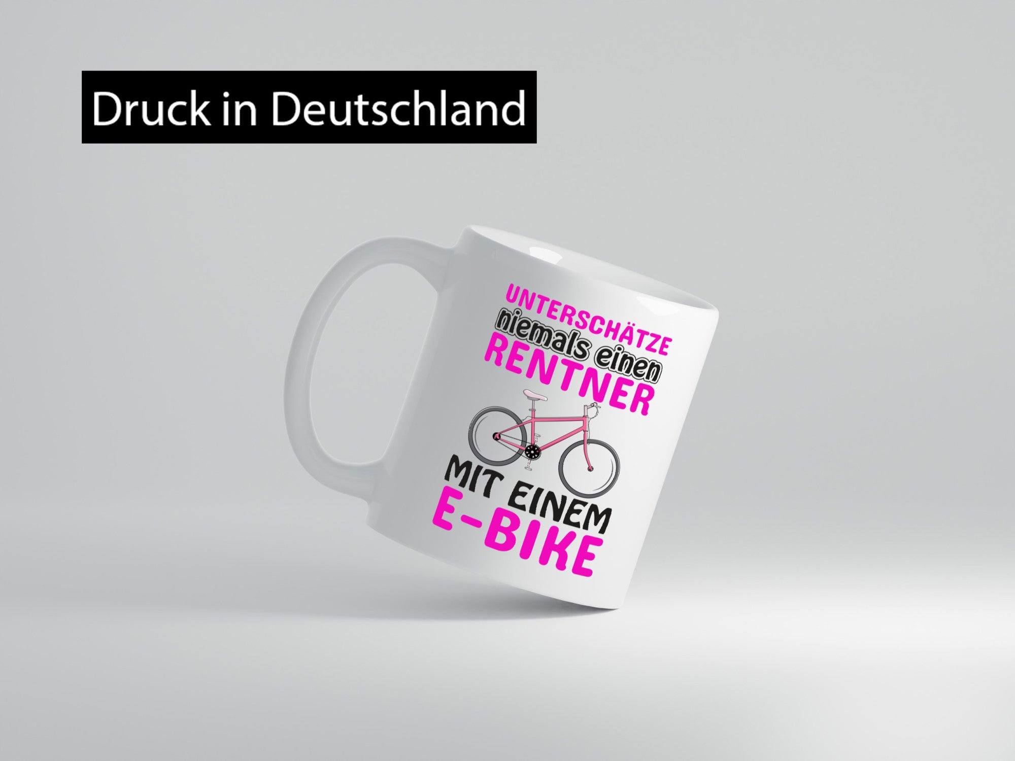 Rentner mit E-Bike | Fahrrad Tasse Rente Humor Geschenk Ruhestand Jubiläum