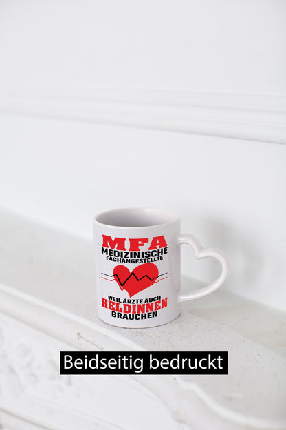MFA weil ärzte auch Heldinen brauchen | Geschenk Humor Geschenkidee lustiger