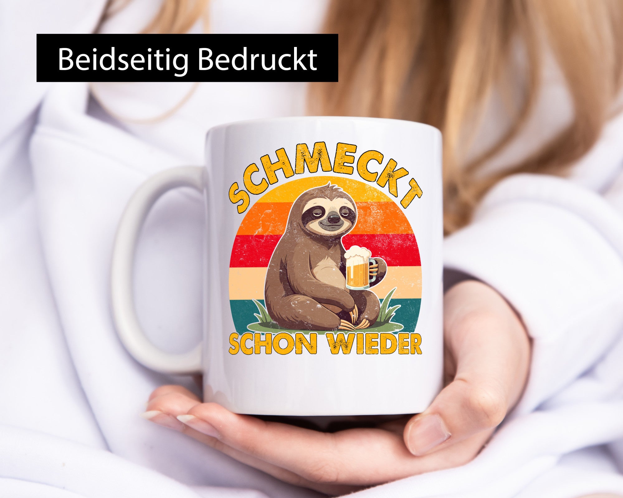 Schmeckt schon wieder | Biertrinker Faultier v2 Geschenk Tierliebhaber Humor