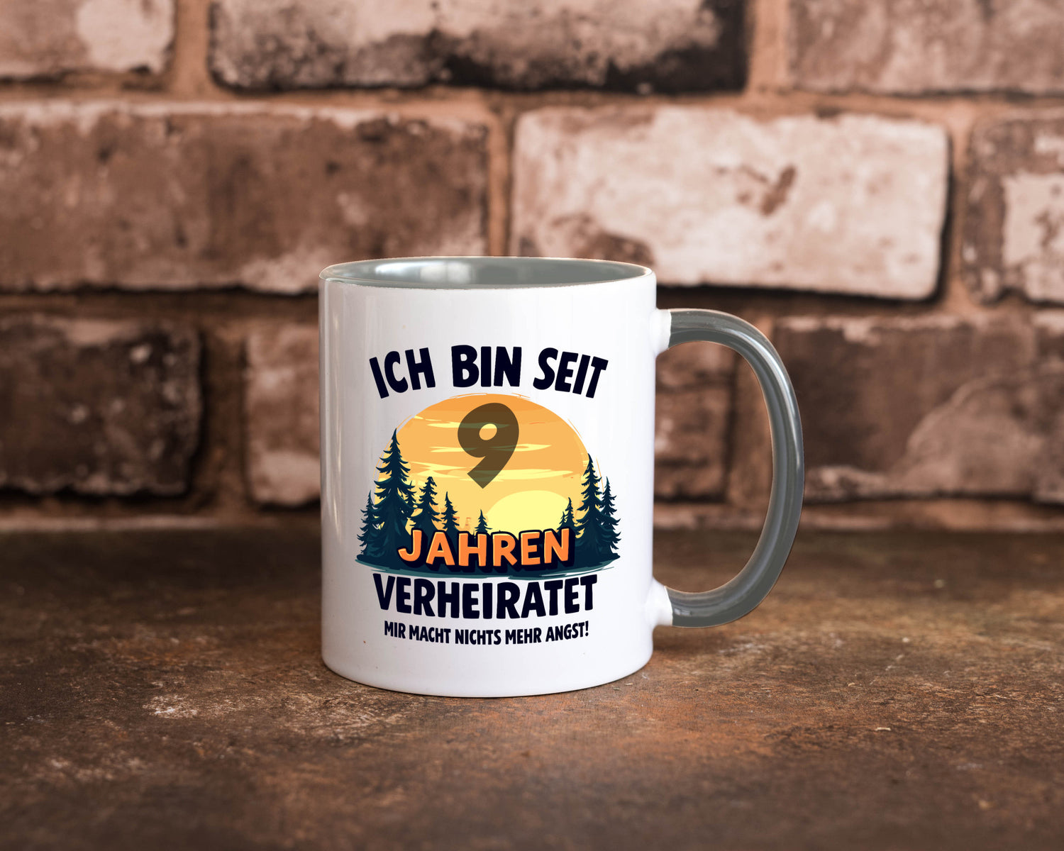 Ich bin Verheiratet | 9. Hochzeitstag Ehepaar v2 Geschenkidee Humor Tasse