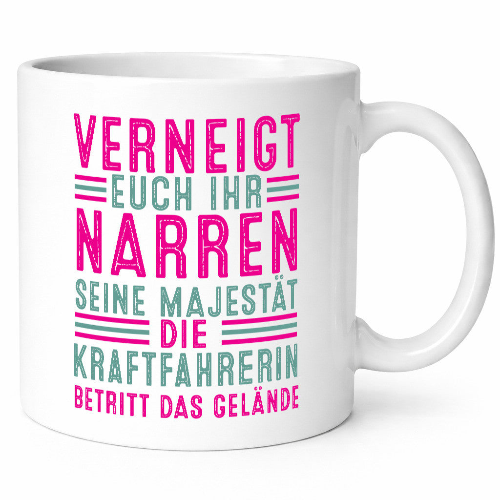 Verneigt euch: Kraftfahrerin | Lastwagen LKW lustig Humor Geschenkidee Geschenk