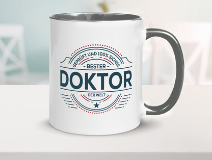 Geprüft und sicher: Doktor | Doktorand Doktortitel lustiger Spruch Geschenk Tasse