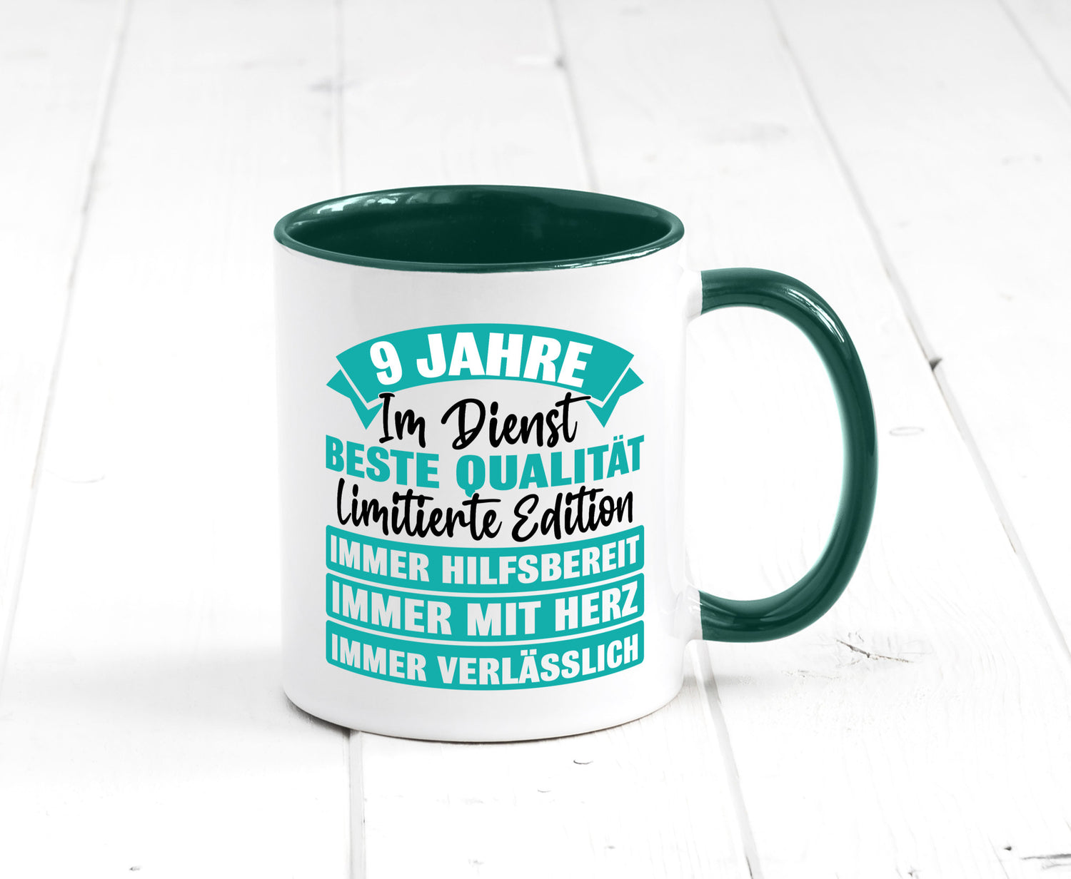 9 Jahre im Dienst | Jubiläum Arbeit Humor Kollegen Büro Geschenkidee Tasse