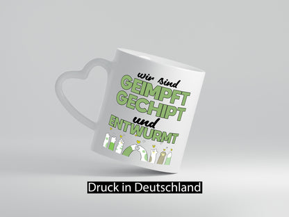 Geimpft, gechipt und entwurmt | Tierbeine Pfoten lustiger Spruch Geschenk