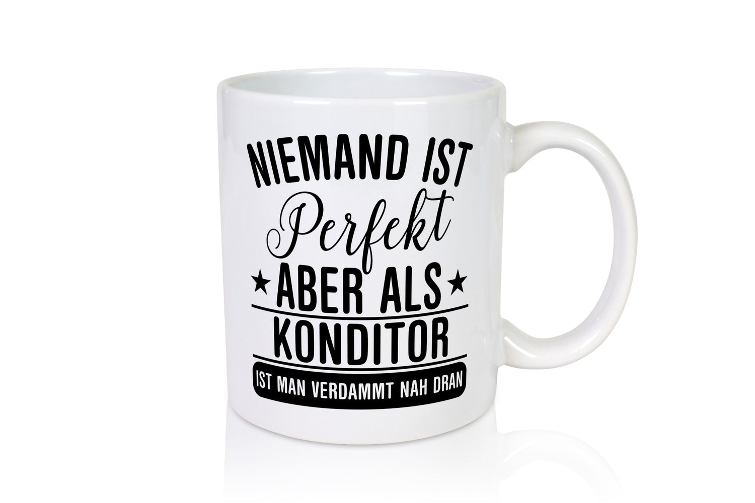Verdammt nah dran: Konditor | Konditorei Geschenk Humor Geschenkidee lustiger