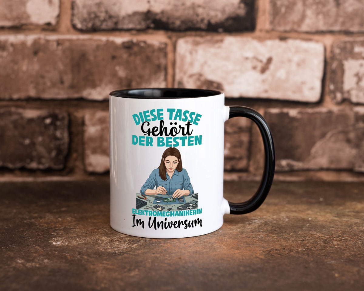 Im Universum: Elektromechanikerin | Mechanikerin lustig Humor Geschenkidee Tasse