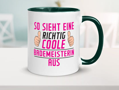 Richtig Coole Bademeisterin | Schwimmmeisterin Geschenk Humor Geschenkidee Tasse