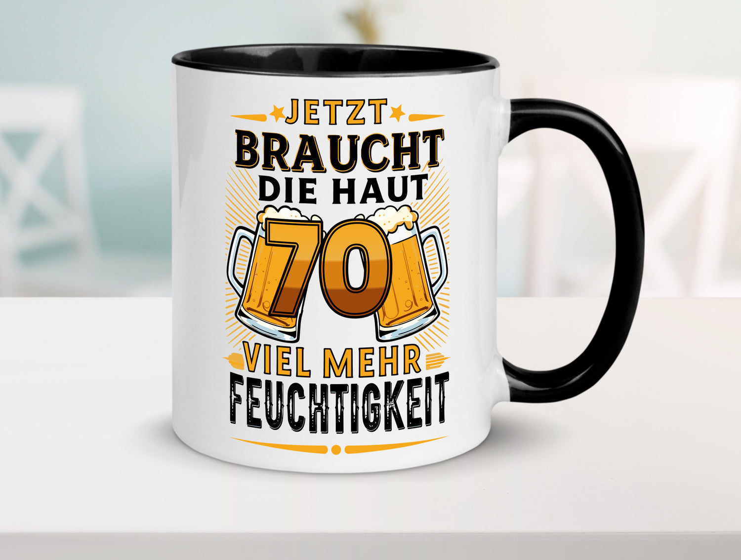 70 braucht die haut mehr Feuchtigkeit | 70. Geburtstag Humor Geschenkidee Tasse