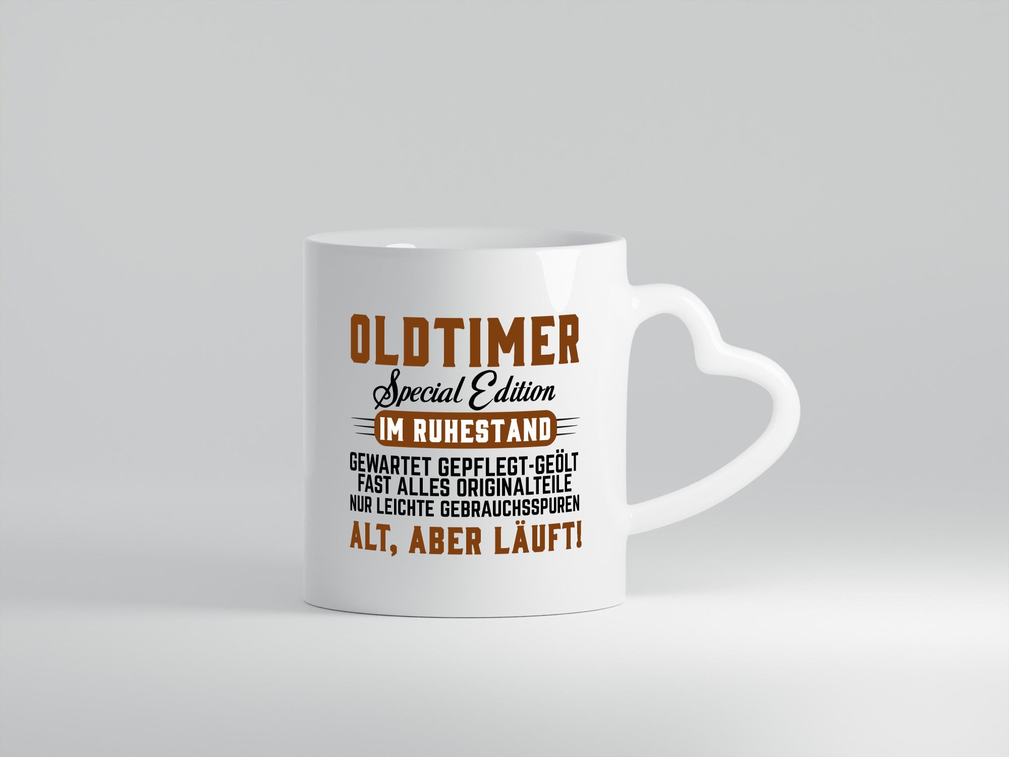 Oldtimer | Rentner Ruhestand Alt aber läuft Humor Jubiläum Geschenkidee Tasse