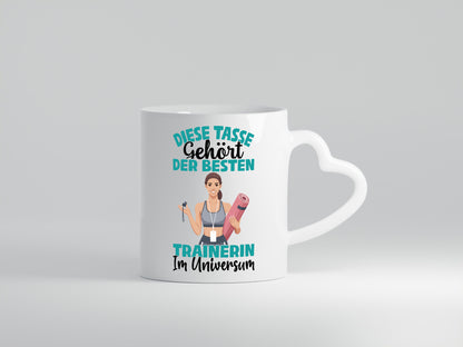 Im Universum: Trainerin | Sportverein Humor lustig Geschenkidee Geschenk Tasse