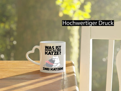 Besser als eine Katze, zwei Katzen | Herzchen Geschenkidee Tierliebhaber Humor