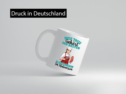 Im Universum: Fleischerin | Schlachterei lustiger Spruch Geschenk Humor