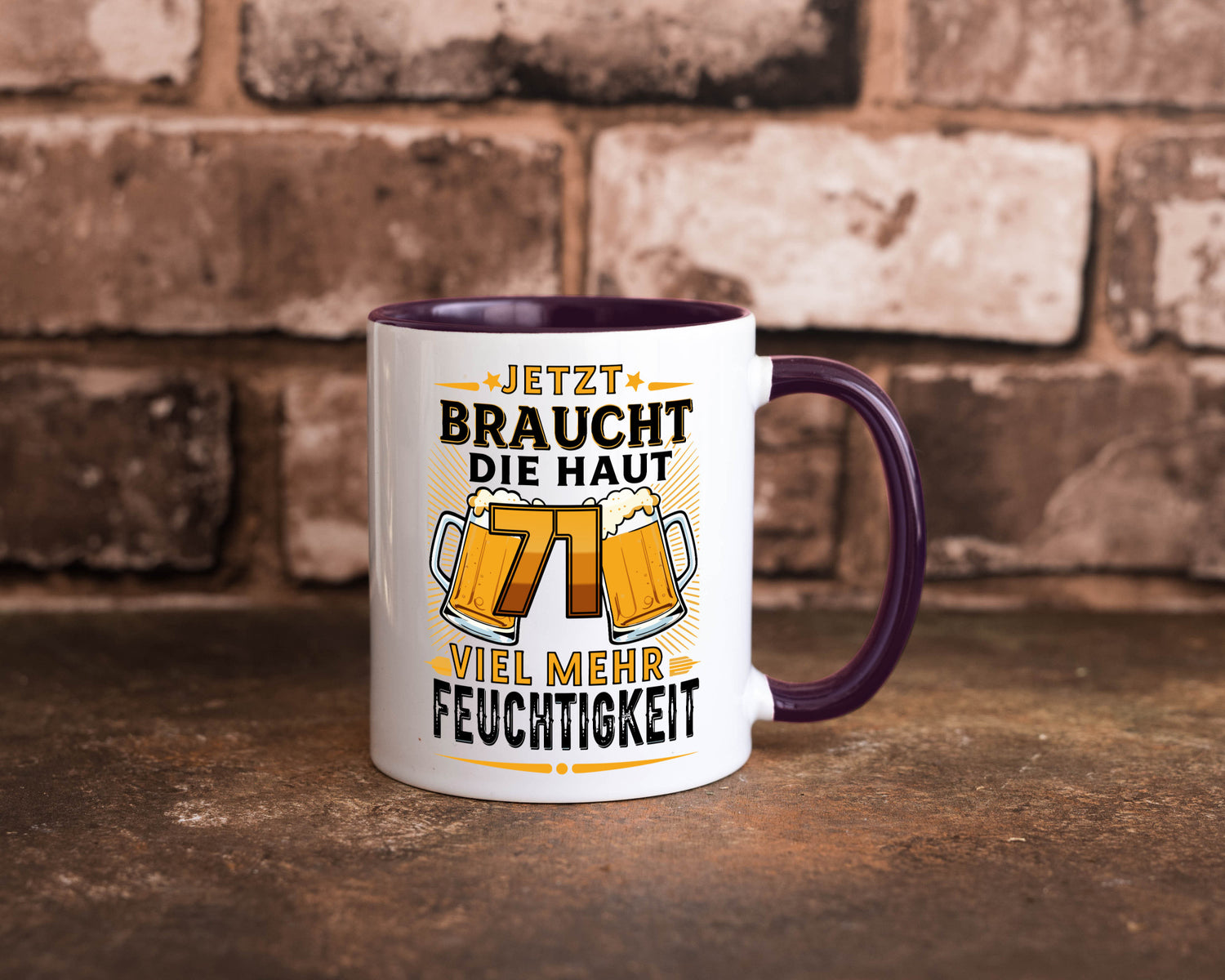 71 braucht die haut mehr Feuchtigkeit | 71. Geburtstag Geschenkidee Humor Tasse