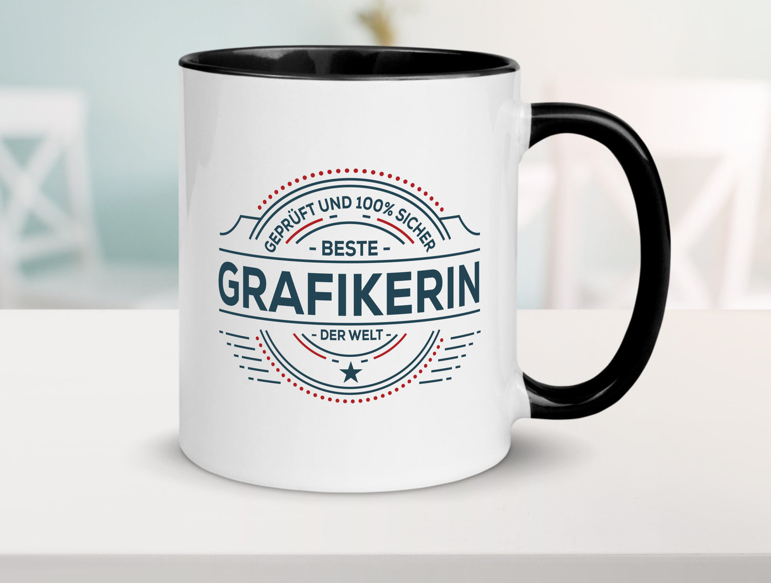 Geprüft und sicher: Grafikerin | Grafik Design Humor Geschenkidee Tasse