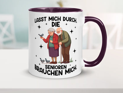 Senioren brauchen mich | Altenpflege Pflegekraft lustiger Spruch Geschenk Humor