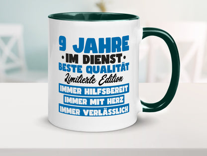 9 Jahre im Dienst | Jubiläum Arbeit v7 lustig Kollegen Büro Geschenk Tasse