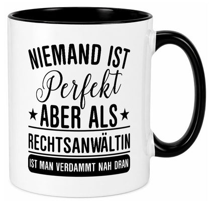 Verdammt nah dran: Rechtsanwältin | Jurstin Anwältin lustiger Spruch Geschenk