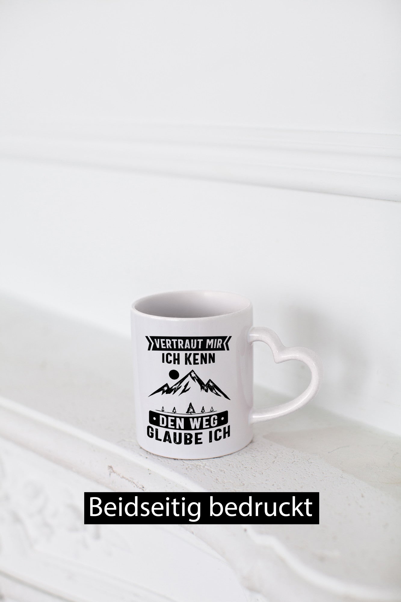 Vertraut mir, kenn den Weg | Berge Mond Bäume Humor Geschenkidee Tasse