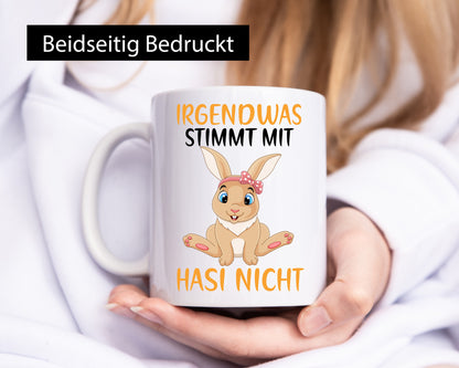 Irgendwas stimmt mit Hasi nicht | Klopapier Hase Maske Humor Familie
