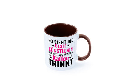 Kaffee trinkt: Künstlerin | Kunst Geschenk Humor Geschenkidee lustiger Spruch
