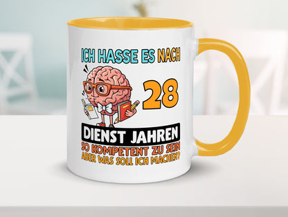 28 Dienstjahre | Arbeit Kompetent Geschenkidee Kollegen Büro Humor Tasse
