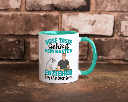 Im Universum: Erzieher | Pädagoge Schule lustig Humor Geschenkidee Geschenk