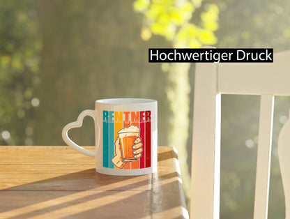 Rentner mit Bier | Bierliebhaber Ruhestand Humor Jubiläum Geschenkidee Tasse