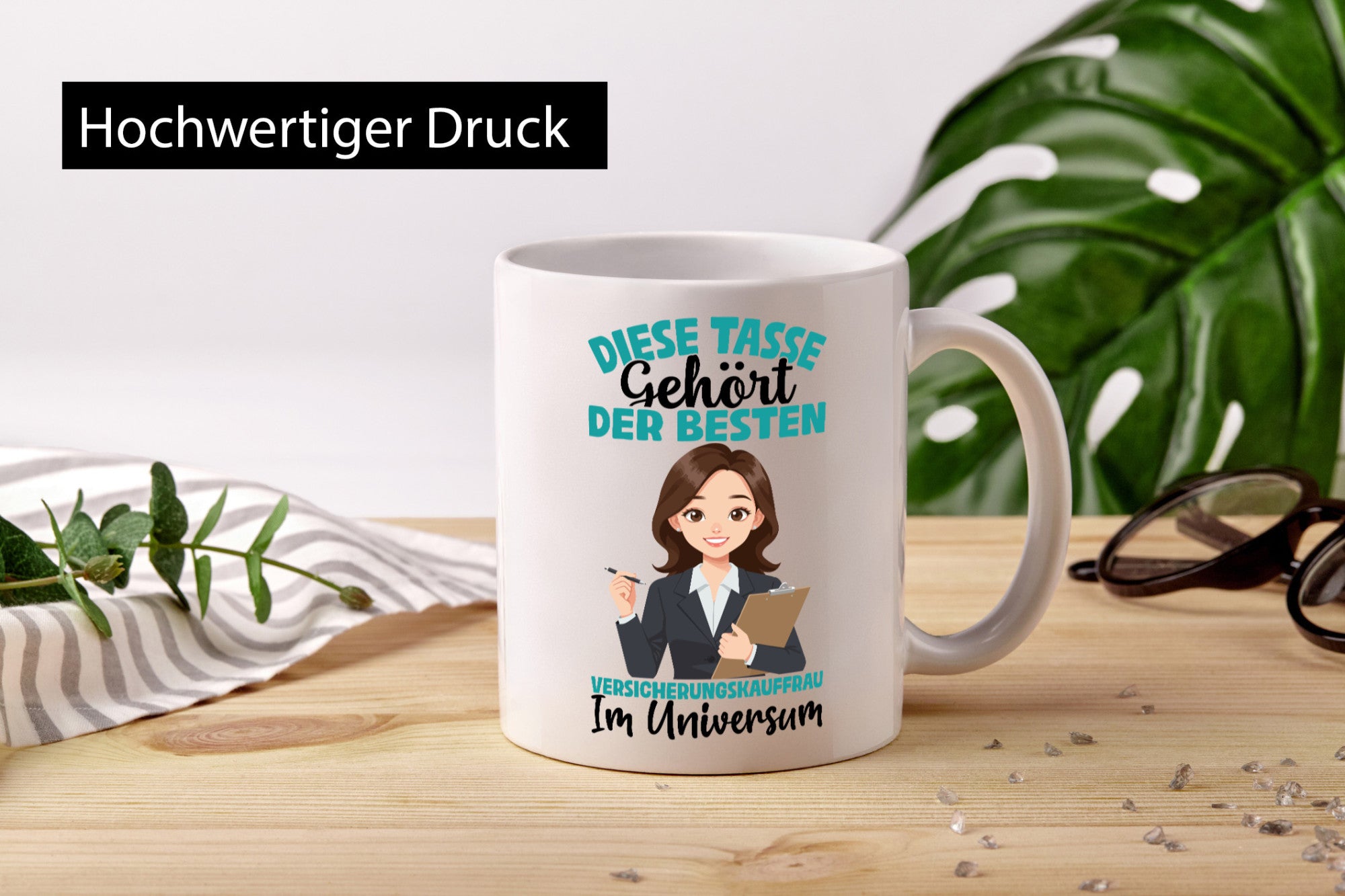 Im Universum: Versicherungskauffrau | Kauffrau lustig Humor Geschenkidee