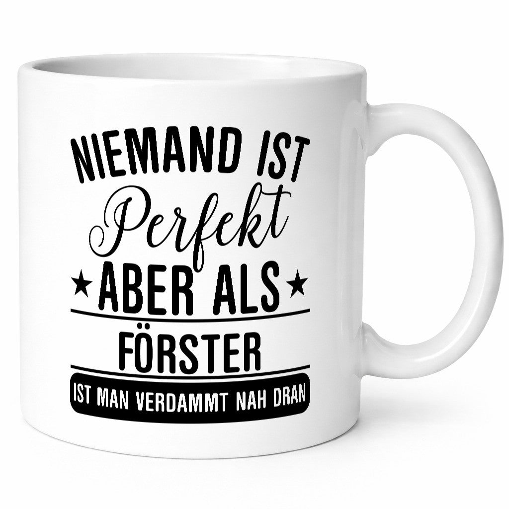 Verdammt nah dran: Förster | Forst Arbeit Geschenk Kollegen Büro lustiger