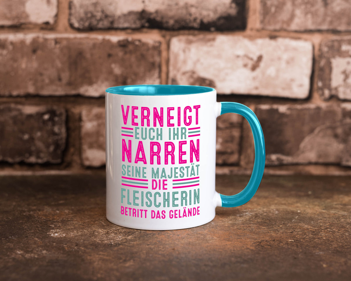Verneigt euch: Fleischerin | Schlachterei v2 Geschenkidee Humor Tasse