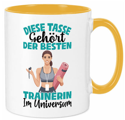 Im Universum: Trainerin | Sportverein Humor lustig Geschenkidee Geschenk Tasse
