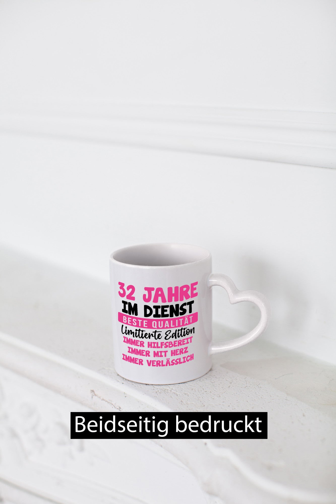 32 Jahre im Dienst | Jubiläum Arbeit v10 lustig Kollegen Büro Geschenk Tasse