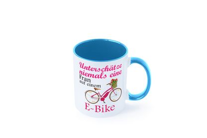 Unterschätze niemals eine Frau | E-Bike Sport Rad fahren lustig Humor