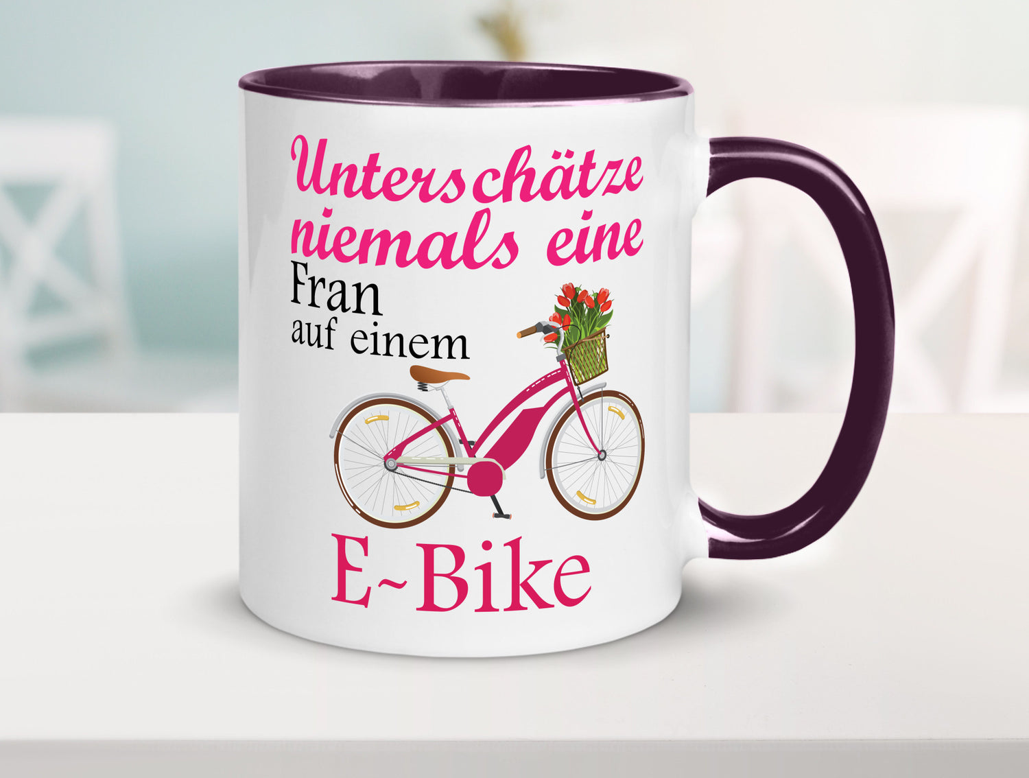 Unterschätze niemals eine Frau | E-Bike Sport Rad fahren lustig Humor