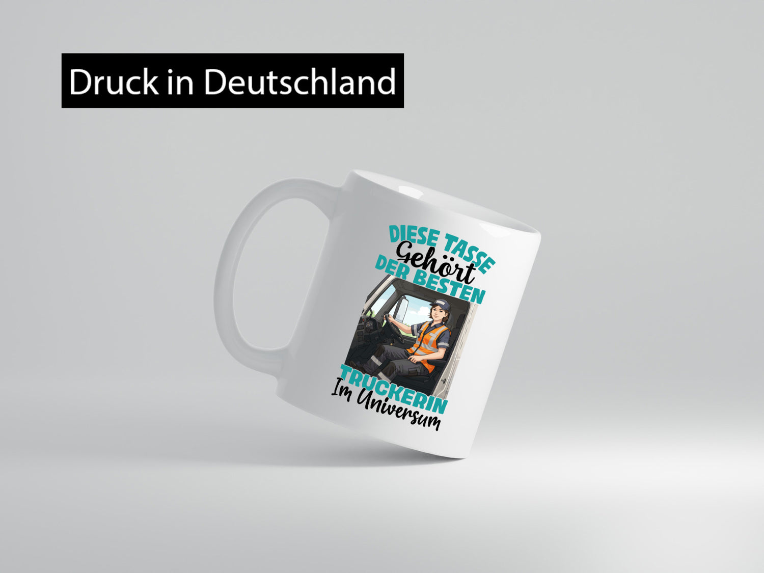 Im Universum: Truckerin | LKW Fahrerin lustig Humor Geschenkidee Geschenk Tasse