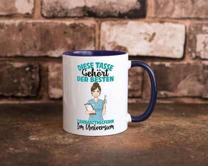 Im Universum: Zahnarzthelferin | Zahnmedizin Humor Geschenkidee Tasse