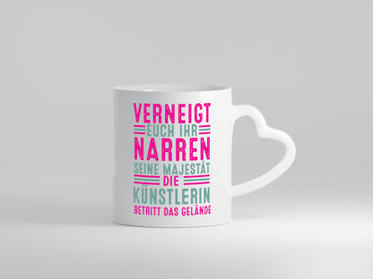 Verneigt euch: Künstlerin | Kunst lustiger Spruch Geschenk Humor Geschenkidee