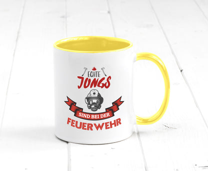 Echte Jungs sind bei der Feuerwehr | Feuerwehrmann lustiger Spruch Geschenk Tasse