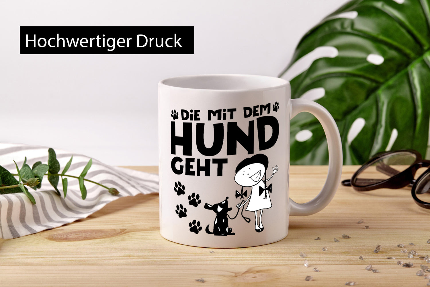 Die mit dem Hund geht | Hundeliebhaber Geschenk Tierliebhaber Humor lustiger