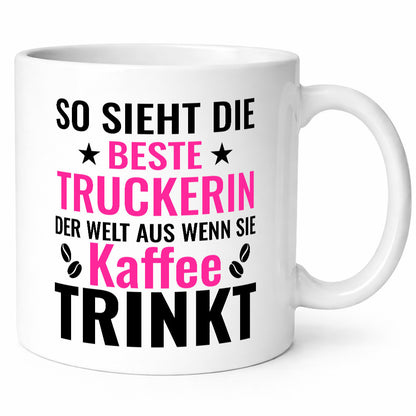 Kaffee trinkt: Truckerin | LKW Fahrerin Humor Geschenkidee Tasse