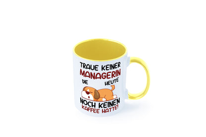 Traue keiner Managerin | Management lustiger Spruch Geschenk Humor Geschenkidee