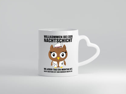 Nachtschicht | müde Eule Sanitäter Krankenschwester Humor Geschenkidee Tasse