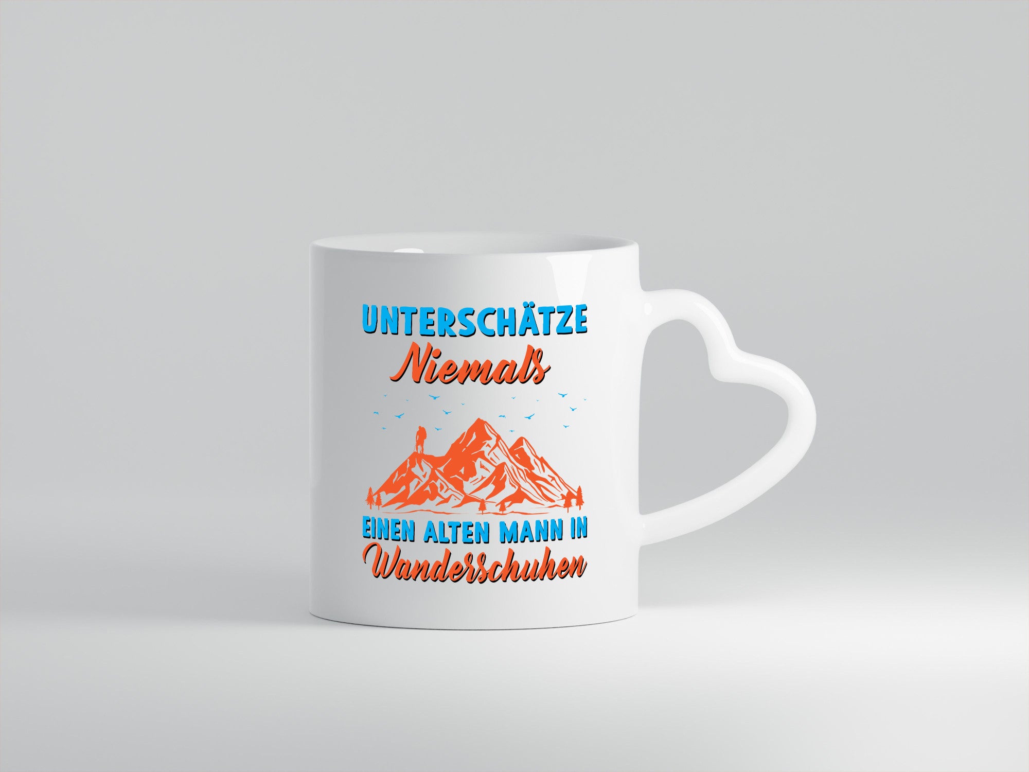 Alter Mann in Wanderschuhen | Berge Mensch Geschenkidee Humor Tasse