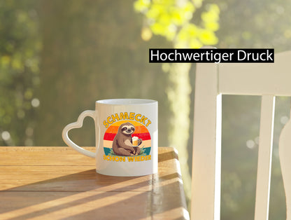 Schmeckt schon wieder | Biertrinker Faultier v2 Geschenk Tierliebhaber Humor