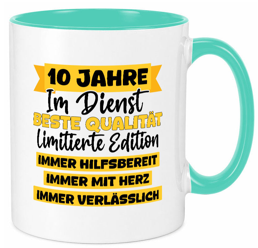 10 Jahre im Dienst | Jubiläum Arbeit v8 Geschenkidee Kollegen Büro Humor Tasse